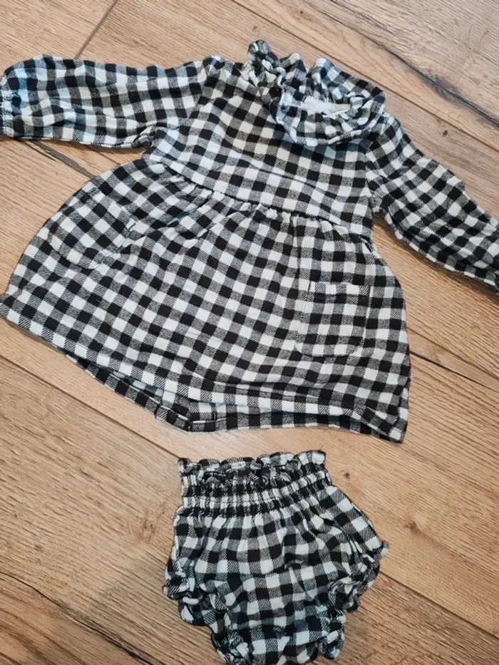Robe bébé fille