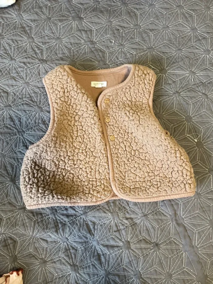 Gilet sans manche marron effet mouton