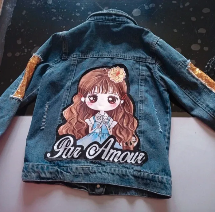 Vestes en jeans avec motif derrière et paillettes - photo numéro 2