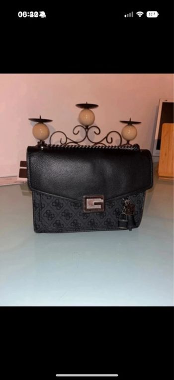 Sac bandoulière Guess