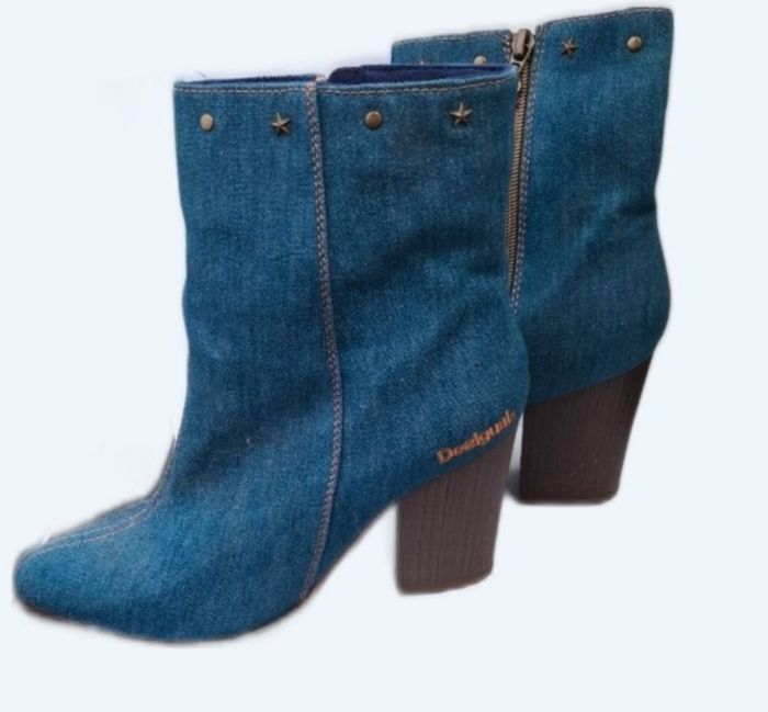 Botts / Bottines DESIGUAL P39