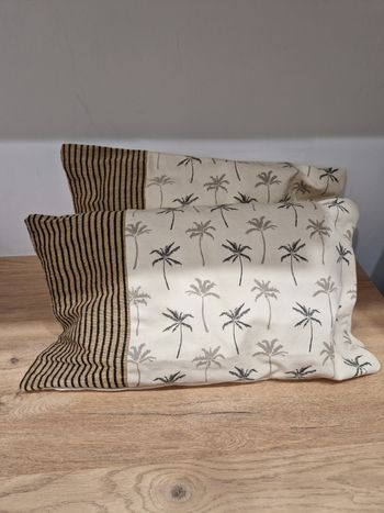 2 taies d'oreiller neuves maison du monde