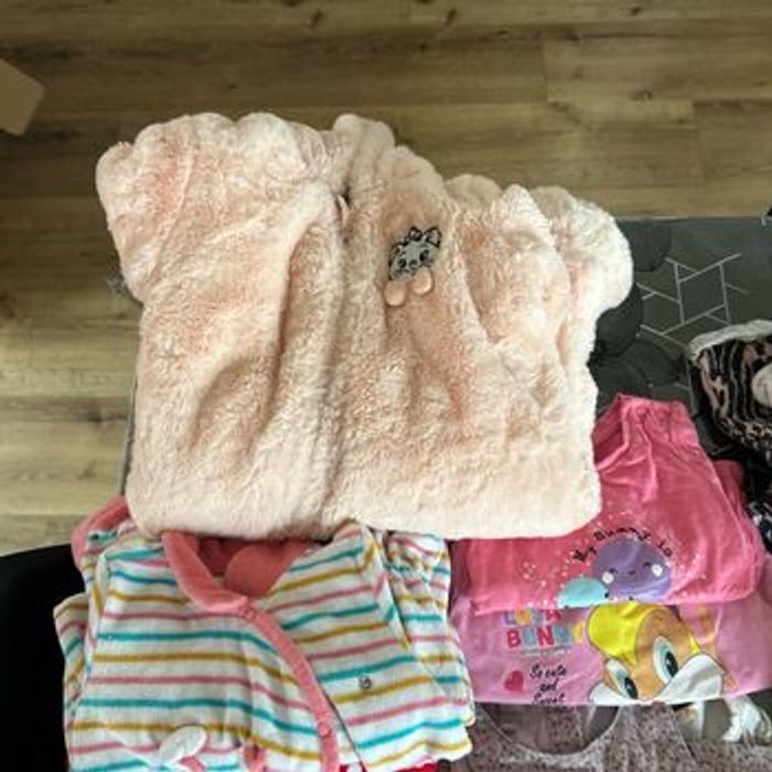 Lot vêtements fille 6-9mois - photo numéro 5