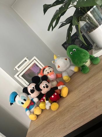 Lot peluche Disney / Mickey - Donald - tigrou