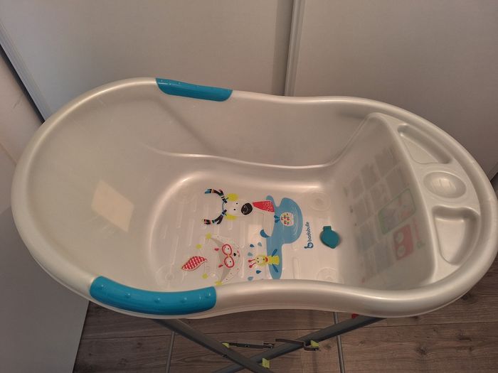 Baignoire bébé avec support pliable-Badabulle (bon état) - photo numéro 2