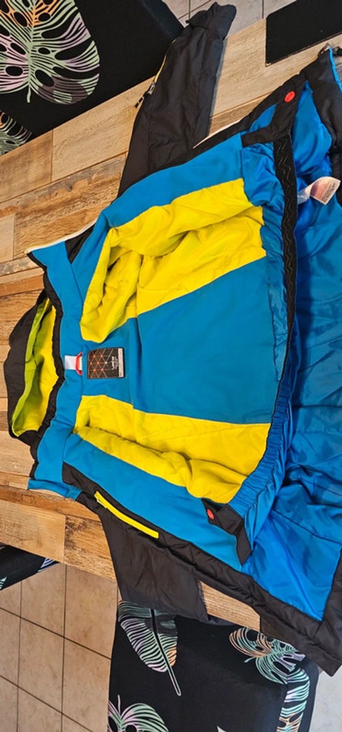Doudoune garçon wed'ze de chez decatlon taille 10 ans - photo numéro 7