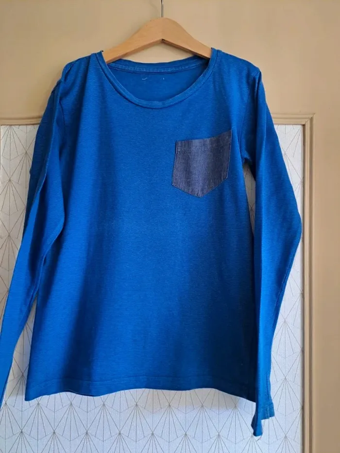 T-shirt Garçon ML  bleu influx étiquette coupée 8-10 ans 1 mini accroc prix mini
