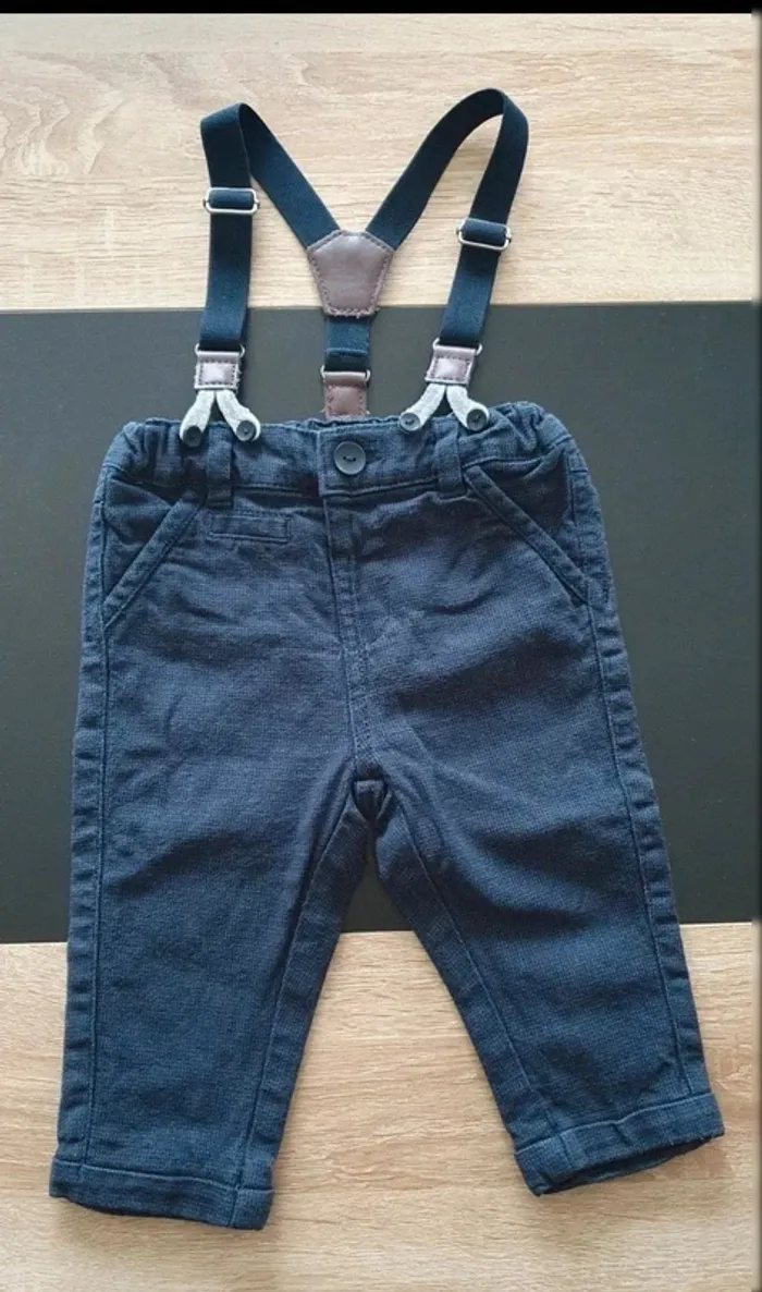 Lot de 4 jeans 9 mois - photo numéro 3