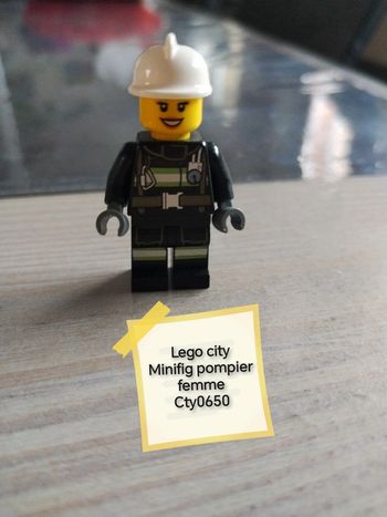 Lego city minifig pompier femme cty0650