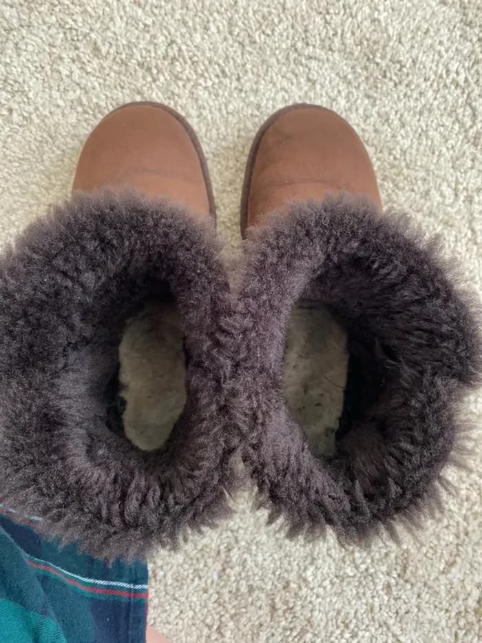Ugg basse marrons - photo numéro 9
