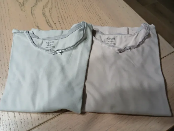 Lot 2 chemises sous vêtements fille 4/5 ans - photo numéro 2