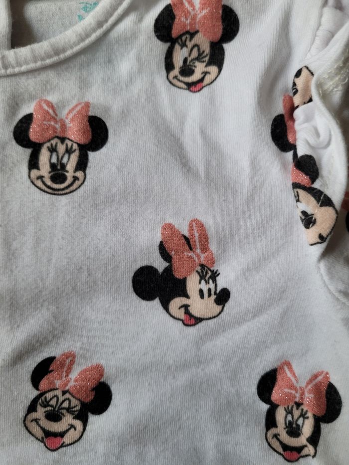 T-shirt manches longues Disney Minnie taille 18 mois - photo numéro 3
