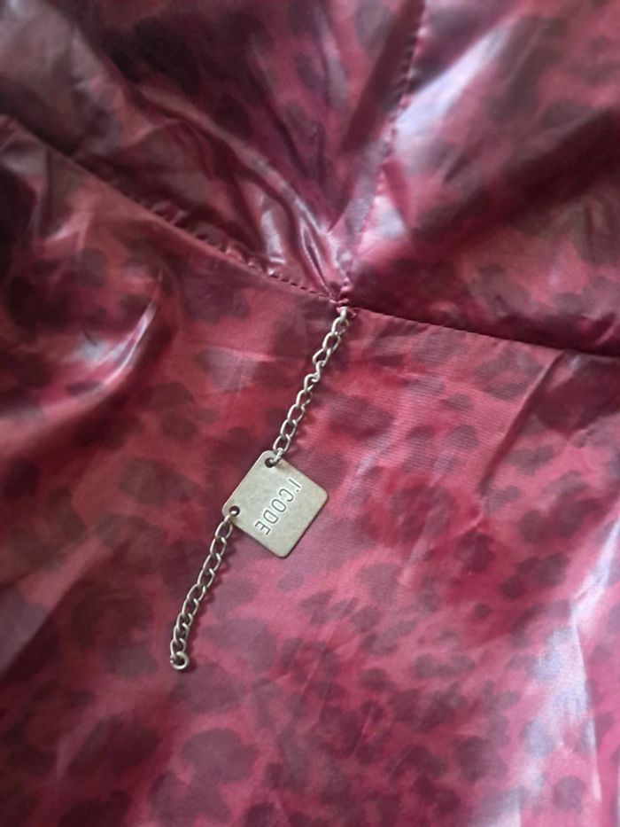 I code veste coupe vent capuche T.36 - photo numéro 13