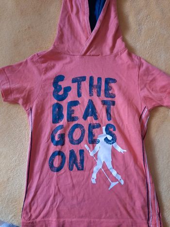 Tee-shirt à capuche 4 ans