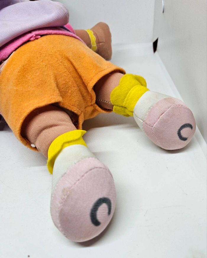 Dora l'exploratrice. 
Hauteur : 32cm. - photo numéro 5