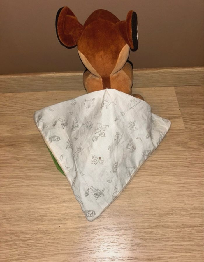 Peluche doudou Disney Bambi 25 cm - photo numéro 2