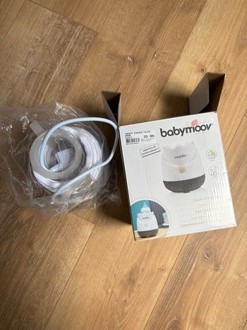 Chauffe biberon tulipe Babymoov