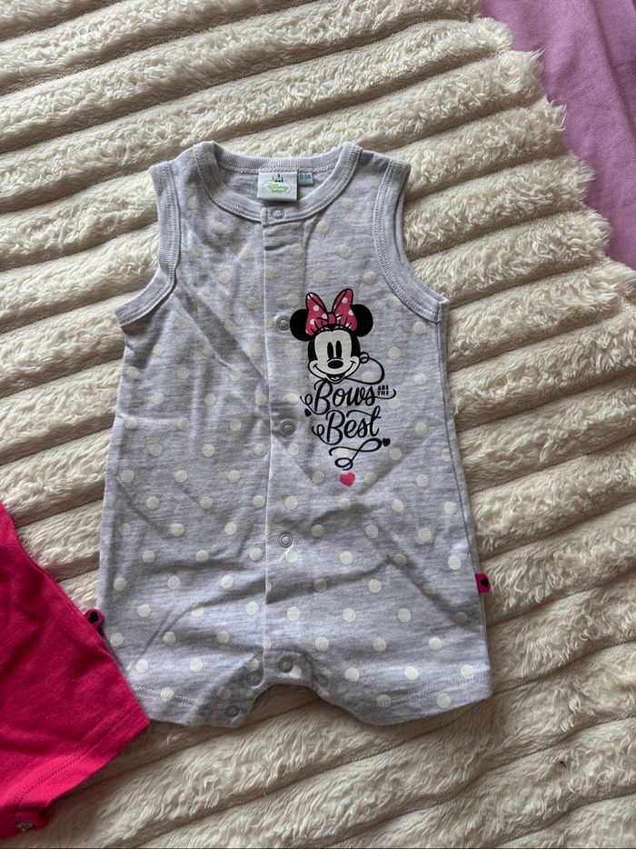 Lot 2 bodies 0-1 mois Disney - photo numéro 3