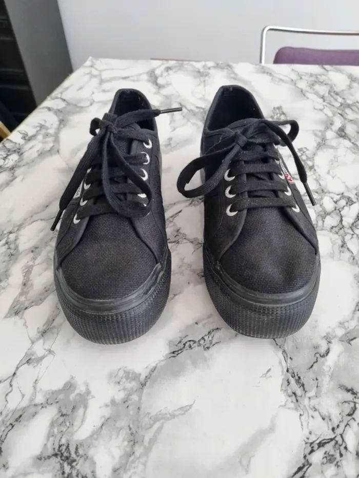 Basket Superga a plate-forme noir - photo numéro 18