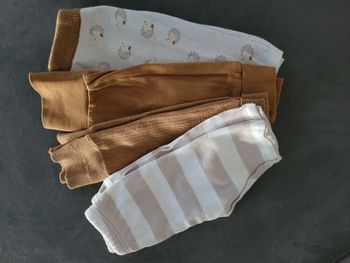 Lot de pantalons