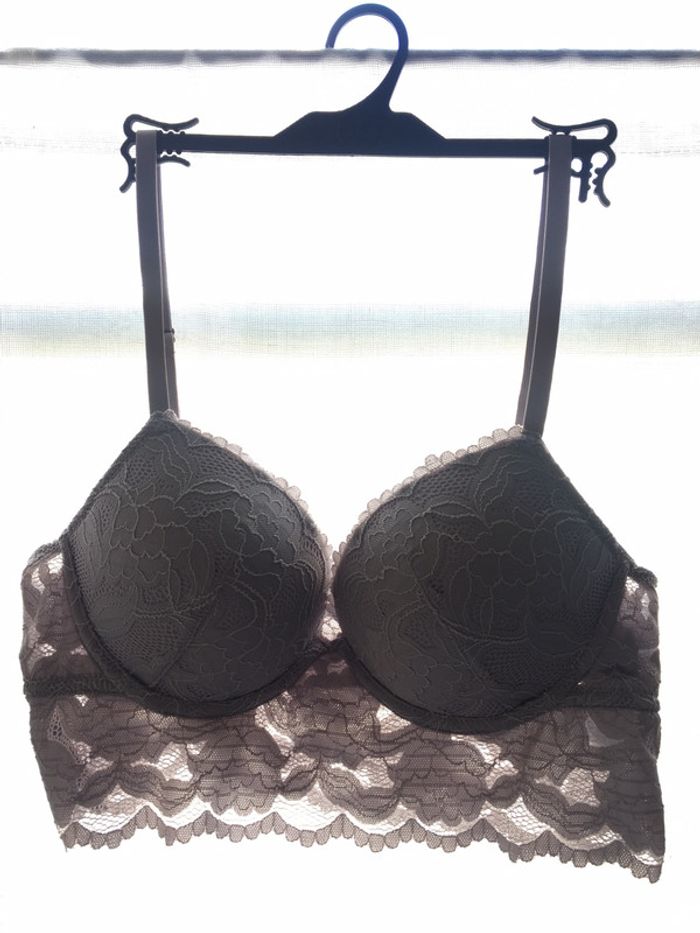 Soutien-gorge bustier en dentelle - photo numéro 4