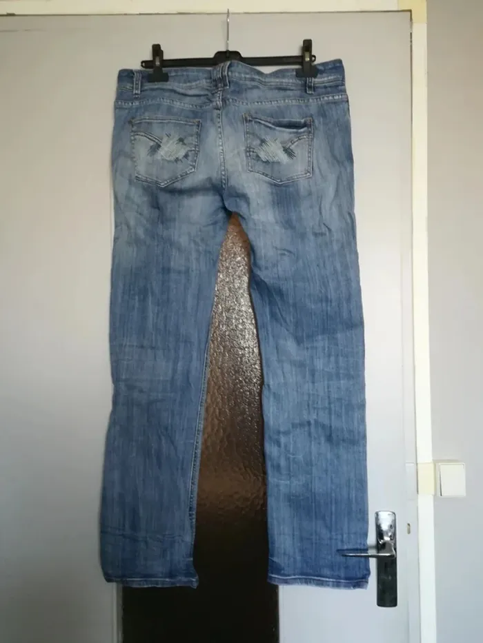 Jean taille 46 - photo numéro 2