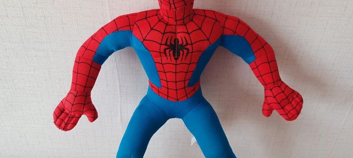 Peluche spider man marvel - photo numéro 4