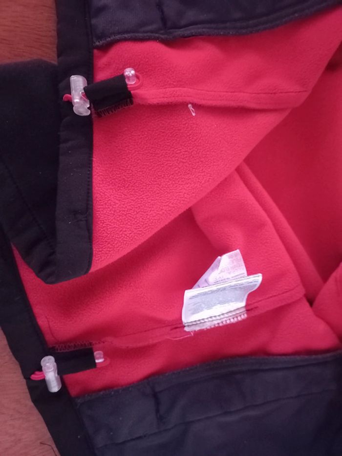 Veste softshell noir et rouge - photo numéro 5