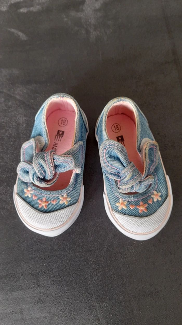 Babies en jeans taille 18