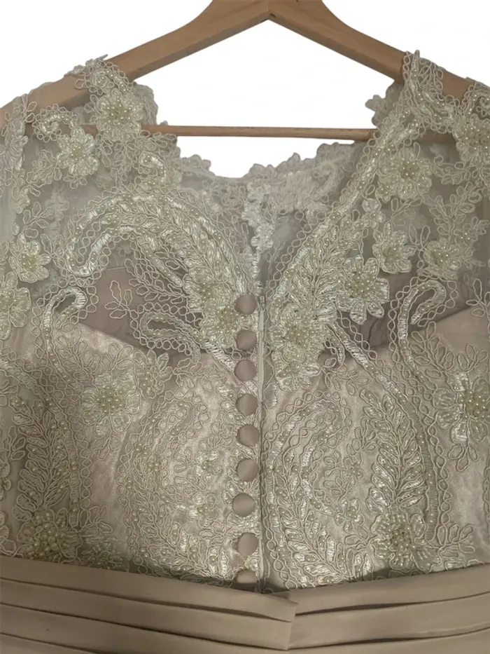 Robe de soirée - photo numéro 2