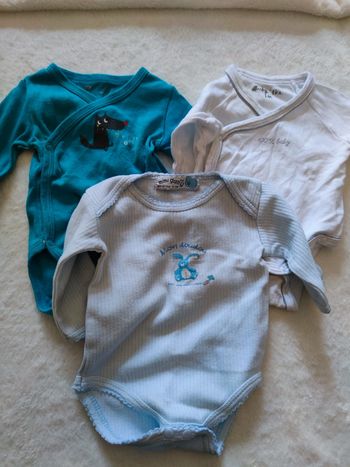 Lot de 3 body manches longues T.1 mois