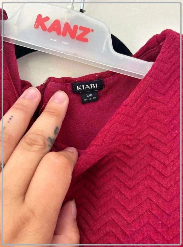 Magnifique  robe  bordeaux  kiabi  10ans - photo numéro 4