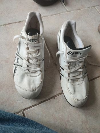 Basket asics 42,5