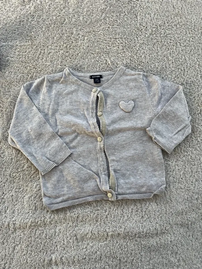 Pull / gilet 12 mois - photo numéro 3