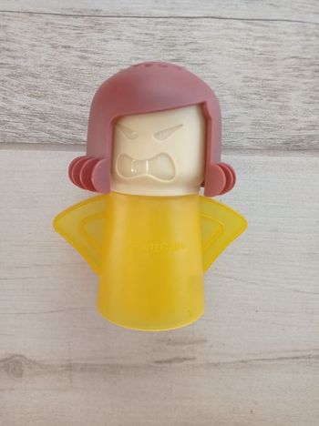 Nettoyant vapeur "Angry Mama" pour micro-ondes