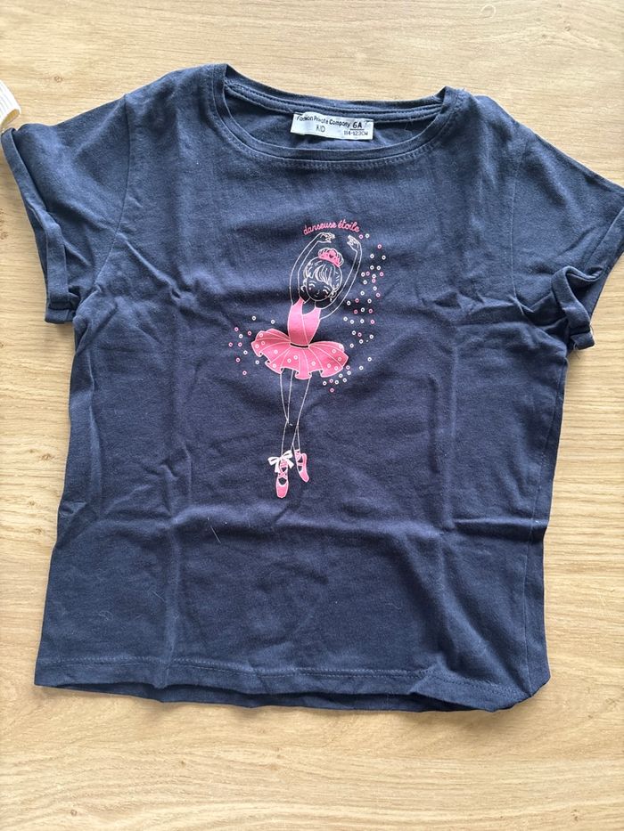 Lot de tee shirts 6 ans - photo numéro 2