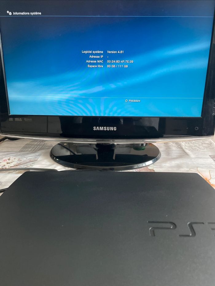 Console Sony PlayStation 3 Slim 120 Go Câbles manette et 1 Jeu - Occasion TBE - photo numéro 7