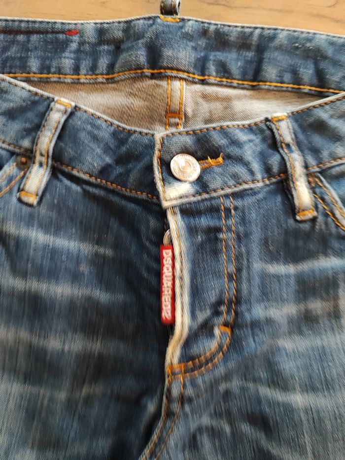 Jean Dsquared2 bleu taille 40 - Modèle Jennifer Cropped - État neuf - photo numéro 6