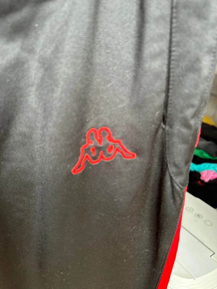 Bas de survêtement Kappa noir et rouge - photo numéro 4