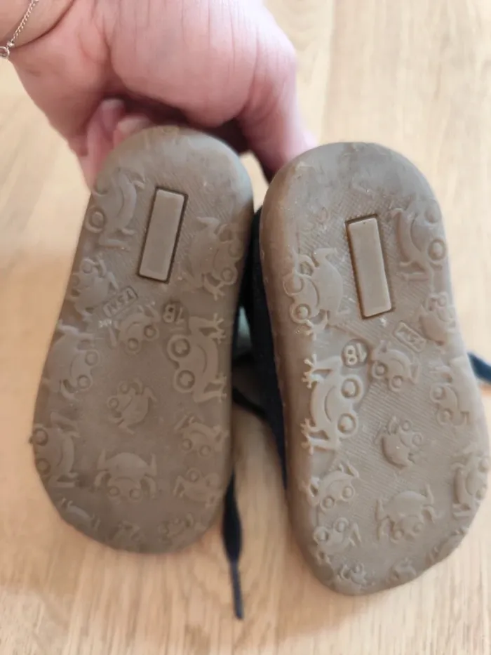 Chaussures bébé cuire pointure 18 - photo numéro 6