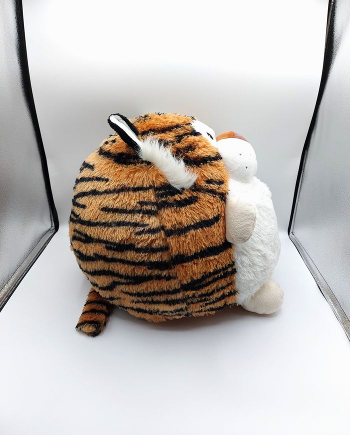 Grosse peluche boule tigre CASINO hauteur 32 cm doudou - photo numéro 5