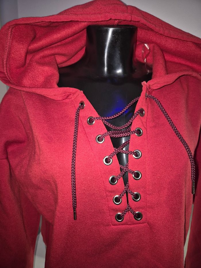 Sweat rouge - photo numéro 2