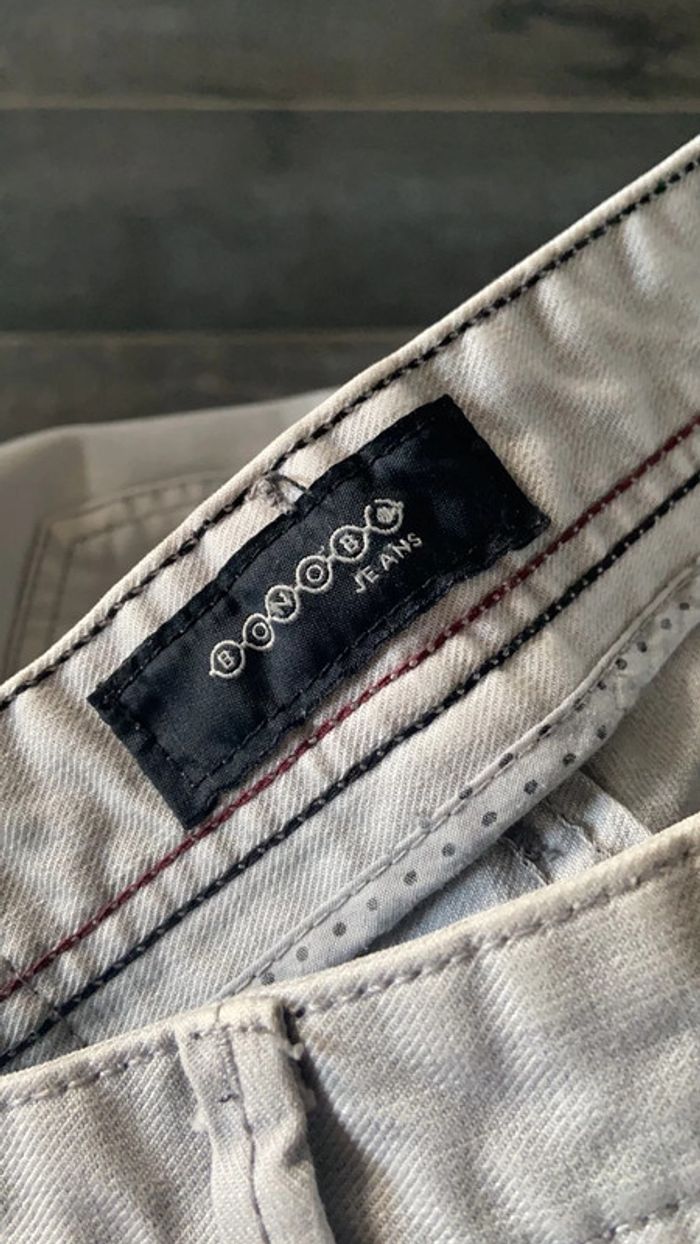 Jean gris très clair - photo numéro 2