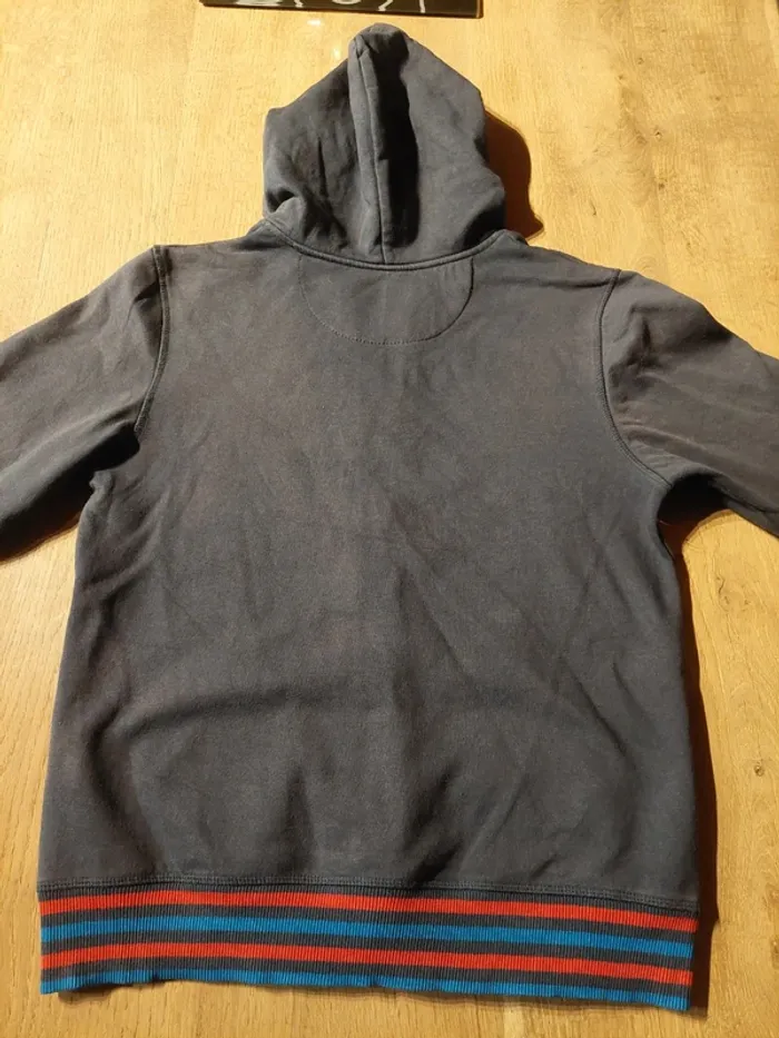 Sweat levis 16 ans - photo numéro 2