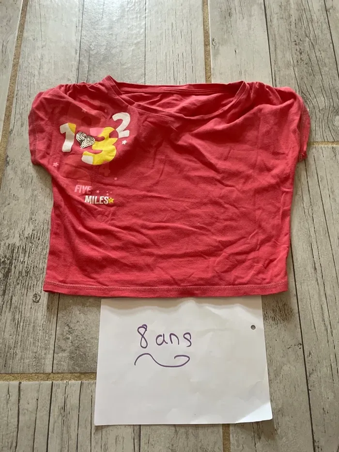 Très joli t-shirt été fille 8 ans
