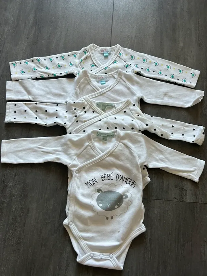 Lot de 4 bodies manches longues 3 mois