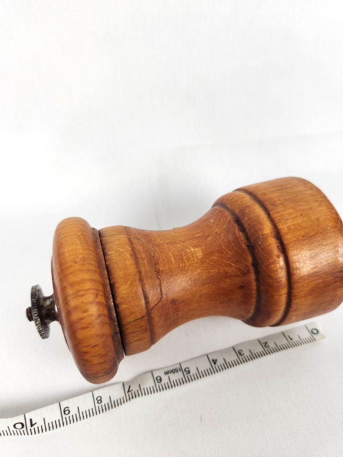 Ancien Moulin à Poivre Peugeot Frères - Vintage en Bois - 9 cm - photo numéro 7