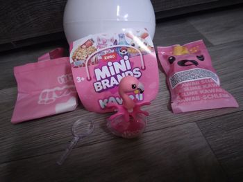 Mini brands kawaii flamant rose neuf