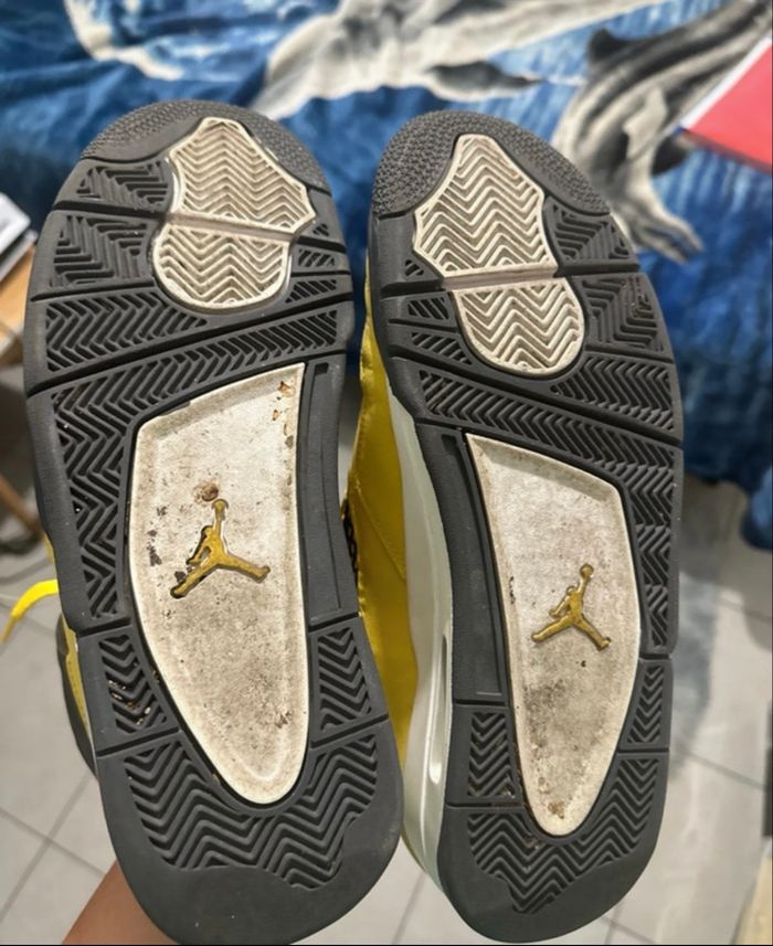 Jordan 4 Lightning - photo numéro 10