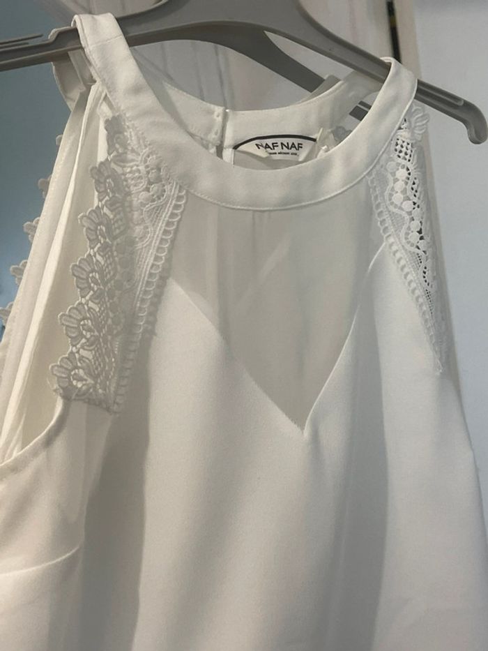Haut 👚 - photo numéro 2
